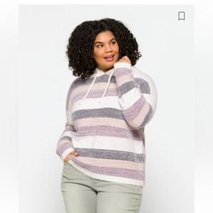 FATE Esmeralda Hooded Pullover